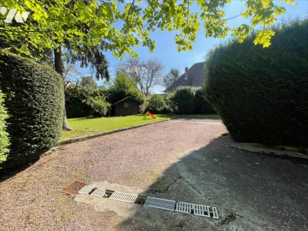 CONDE EN NORMANDIE CENTRE VILLE MAISON DE 8 PIECES