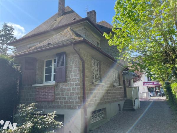 CONDE EN NORMANDIE CENTRE VILLE MAISON DE 8 PIECES