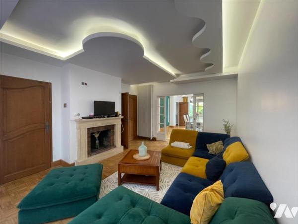 CONDE EN NORMANDIE CENTRE VILLE MAISON DE 8 PIECES