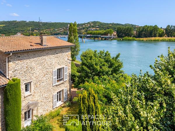 Maison en pierre de 280 m² avec jardin, vue Rhône -Condrieu