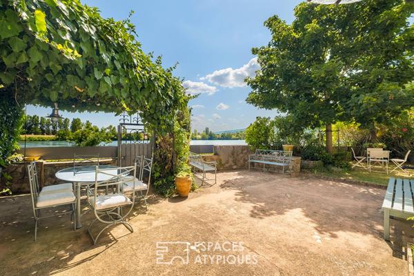 Maison en pierre de 280 m² avec jardin, vue Rhône -Condrieu