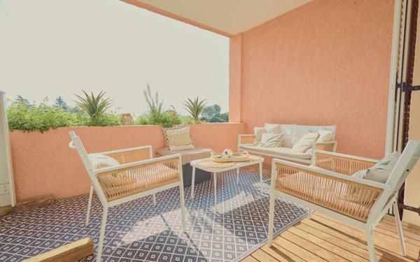 Appartement à vendre    2 pièces • 40 m2 Villeneuve-Loubet