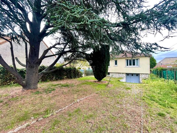 Maison à vendre à Conflans-Sainte-Honorine - Référence 7091 €420 000 ** - Référence 7185