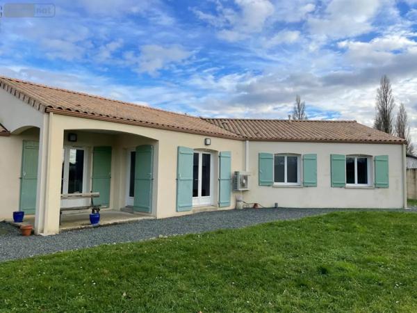 Achat - Maison Montreuil 85200 4 pièces 129 m 2 3053 m 2