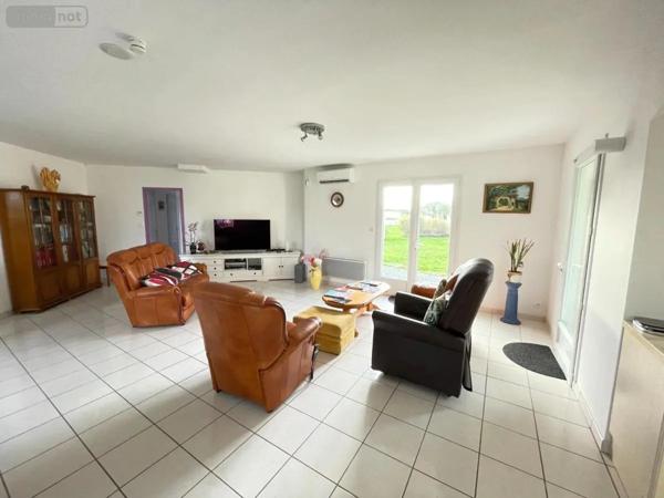 Achat - Maison Montreuil 85200 4 pièces 129 m 2 3053 m 2
