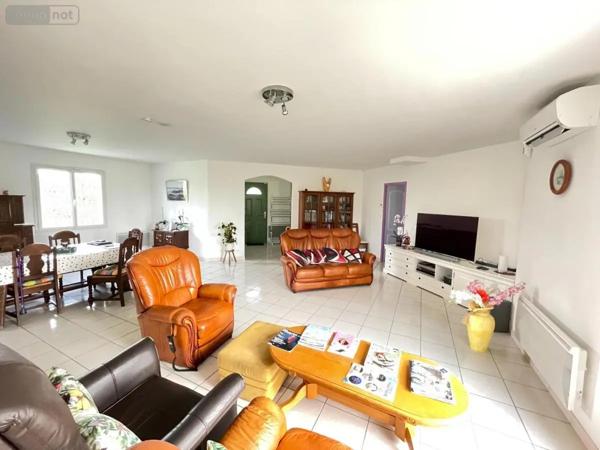 Achat - Maison Montreuil 85200 4 pièces 129 m 2 3053 m 2