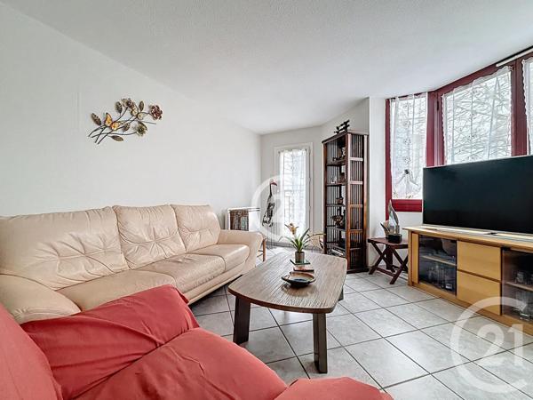 Appartement F4 à vendre  4 pièces - 77,61 m2 ROMAINVILLE - 93