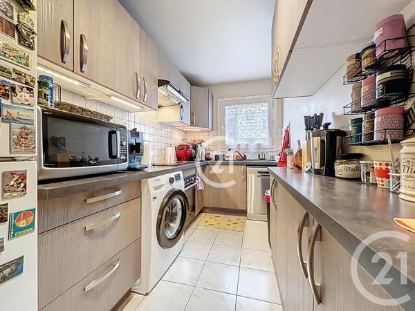 Appartement F4 à vendre  4 pièces - 77,61 m2 ROMAINVILLE - 93