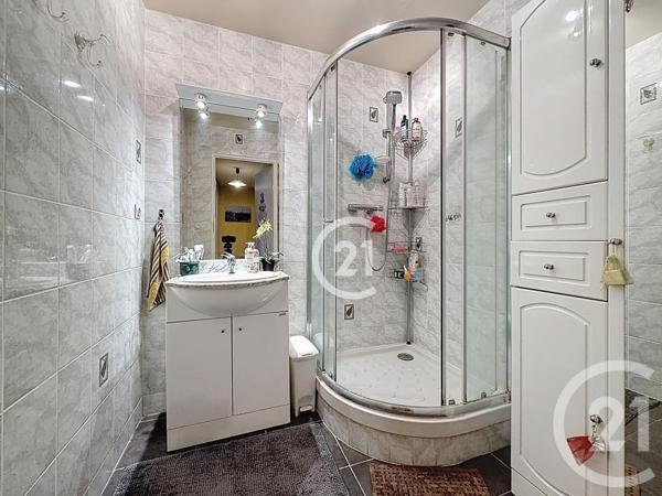 Appartement F4 à vendre  4 pièces - 77,61 m2 ROMAINVILLE - 93