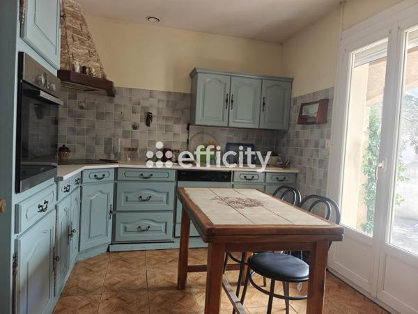 Maison
         4 pièces
        - 84 m² Exclusivité 267 500 € *