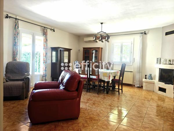 Maison
         4 pièces
        - 84 m² Exclusivité 267 500 € *
