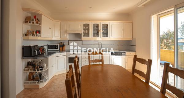 À vendre Maison 4 pièces 149 m² - Rochefort-du-gard 30650