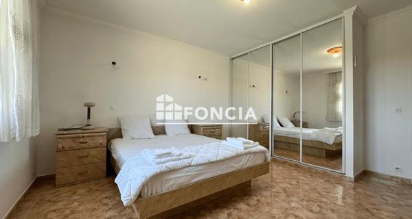 À vendre Maison 4 pièces 149 m² - Rochefort-du-gard 30650