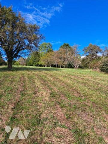 Beau terrain à bâtir de 2.246 m²