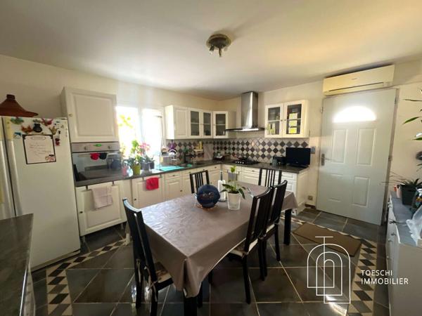 Maison 7 pièces 174 m2 avec piscine