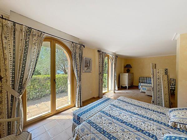 Bastide provençale -Vue Mer.