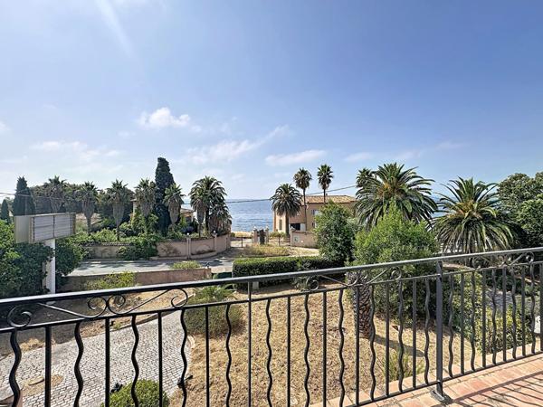 Bastide provençale -Vue Mer.