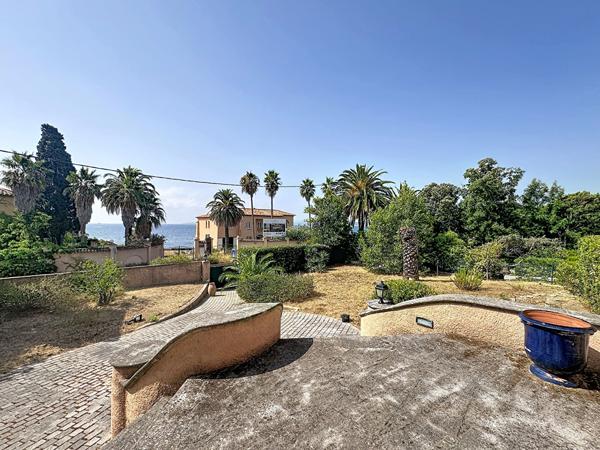 Bastide provençale -Vue Mer.