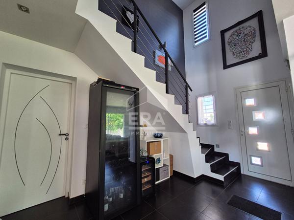 À vendre à Pollestres : Villa 3 faces - 3 chambres - Jardin - Piscine