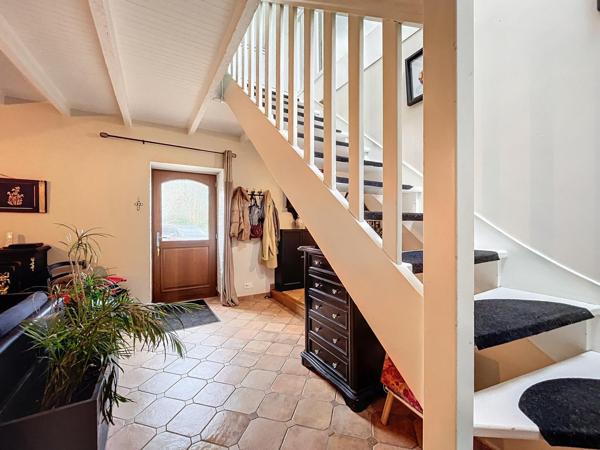 Maison 13 pièces 4 hectares