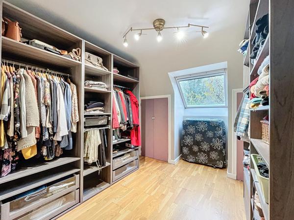 Maison 13 pièces 4 hectares