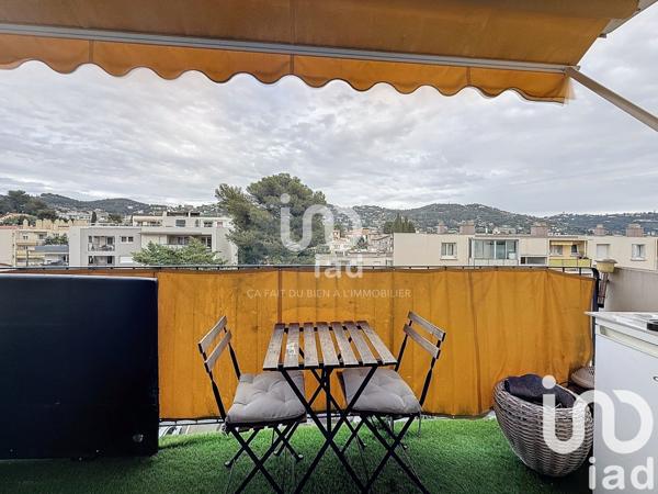 Appartement 4 pièces de 68 m² à Le Cannet (06110)