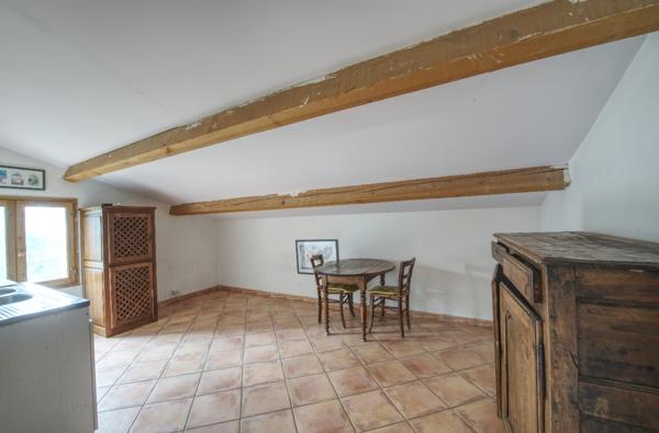 Nîmes (30000) Maison familiale avec piscine – Secteur Garrigues à Nîmes