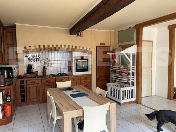 Maison de village - 110 m2 + extérieur - idéal 1er achat pour 85 000 €