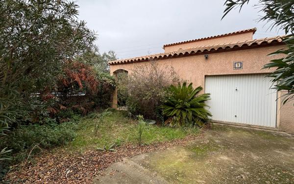 Maison à vendre    5 pièces • 130 m2 Saint-Génis-des-Fontaines