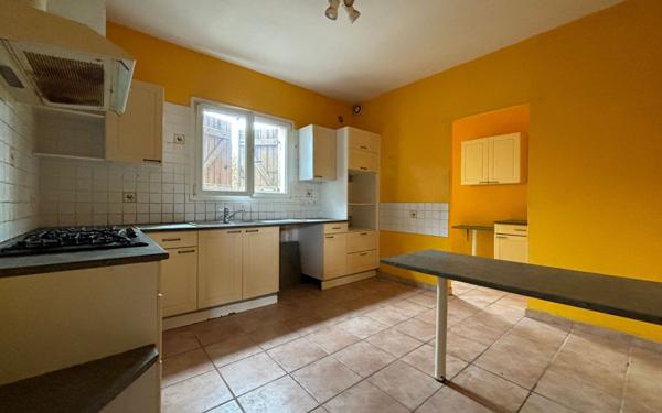 Maison à vendre    5 pièces • 130 m2 Saint-Génis-des-Fontaines