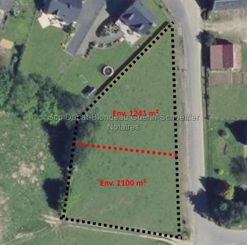 Terrain à Batir à vendre à Saint-Hilaire-du-Harcouët dans la Manche (50600), ref : 8003