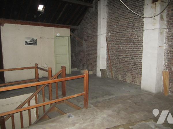 Maison mitoyenne de 109 m2, 3 chambres à rénover