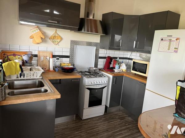 Isolé dans la campagne, Chalet d'habitation sur presque 4000m2