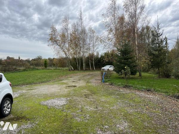 Isolé dans la campagne, Chalet d'habitation sur presque 4000m2