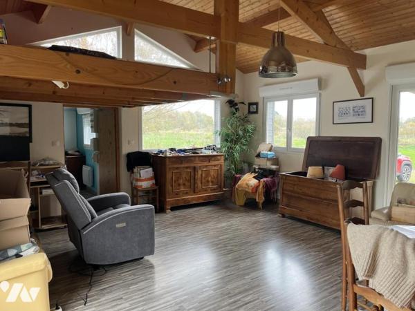 Isolé dans la campagne, Chalet d'habitation sur presque 4000m2