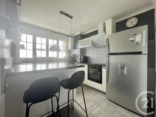 Maison à vendre  9 pièces - 197,70 m 2   LIVRY GARGAN  - 93
