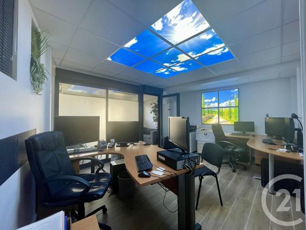 Maison à vendre  9 pièces - 197,70 m 2   LIVRY GARGAN  - 93