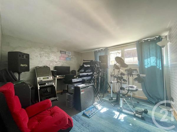Maison à vendre  9 pièces - 197,70 m 2   LIVRY GARGAN  - 93