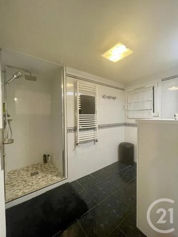 Maison à vendre  9 pièces - 197,70 m 2   LIVRY GARGAN  - 93