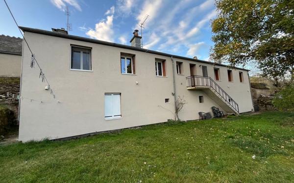 Appartement à louer    2 pièces • 41 m2 Saint-Étienne-du-Valdonnez