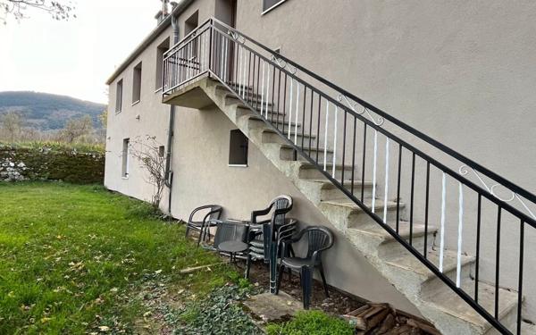 Appartement à louer    2 pièces • 41 m2 Saint-Étienne-du-Valdonnez