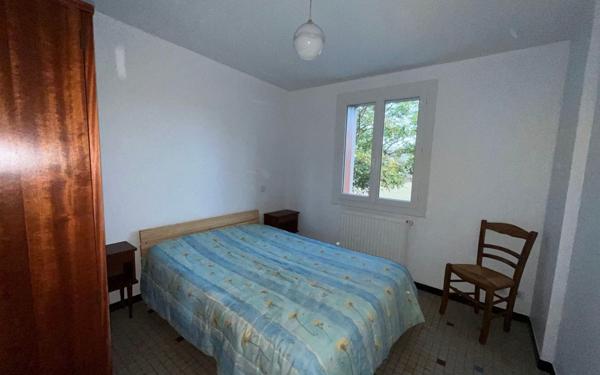 Appartement à louer    2 pièces • 41 m2 Saint-Étienne-du-Valdonnez