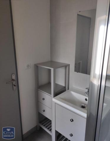 Appartement à louer 1 pièce 28m²