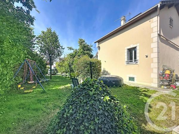 Maison à vendre  4 pièces - 92,65 m 2   GARGES LES GONESSE  - 95