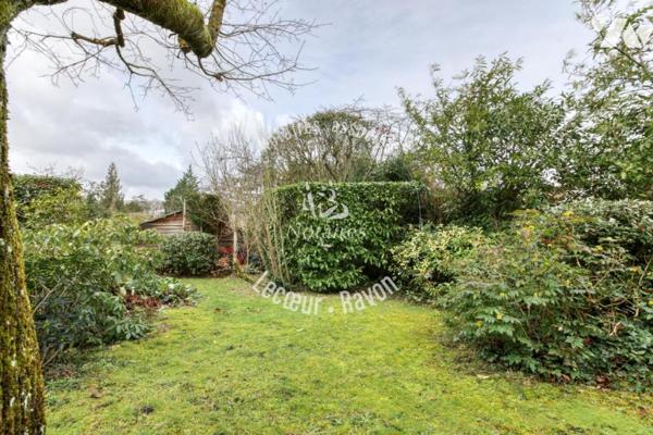 Maison familiale avec jardin, proche gare de Louveciennes
