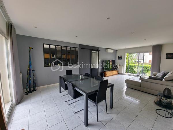 Maison contemporaine de 220 m²