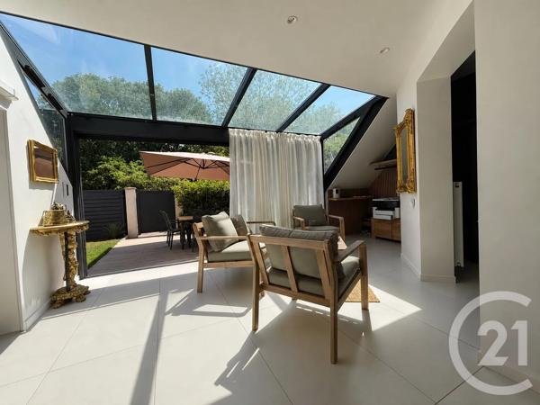 Appartement F4 à vendre  4 pièces - 91 m 2   ERAGNY SUR OISE  - 95