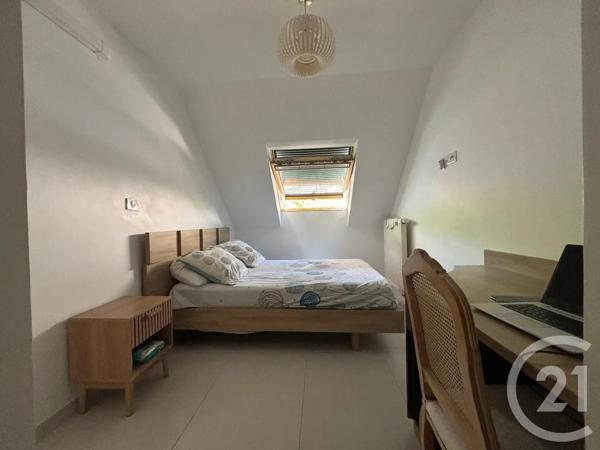 Appartement F4 à vendre  4 pièces - 91 m 2   ERAGNY SUR OISE  - 95