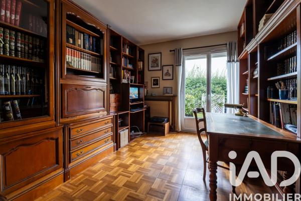 Maison à vendre 10 pièces 258 m² Osny