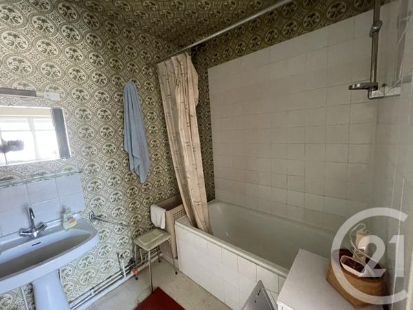 Immeuble à vendre  200,42 m2 DAX - 40